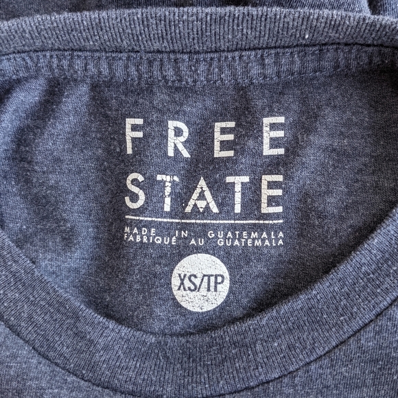 VW Bus Surfboard Graphic Tee - Picture 4 of 6